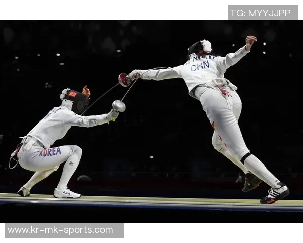 日本足球国奥队奋勇争先力争东京奥运会资格展现年轻力量与团队精神